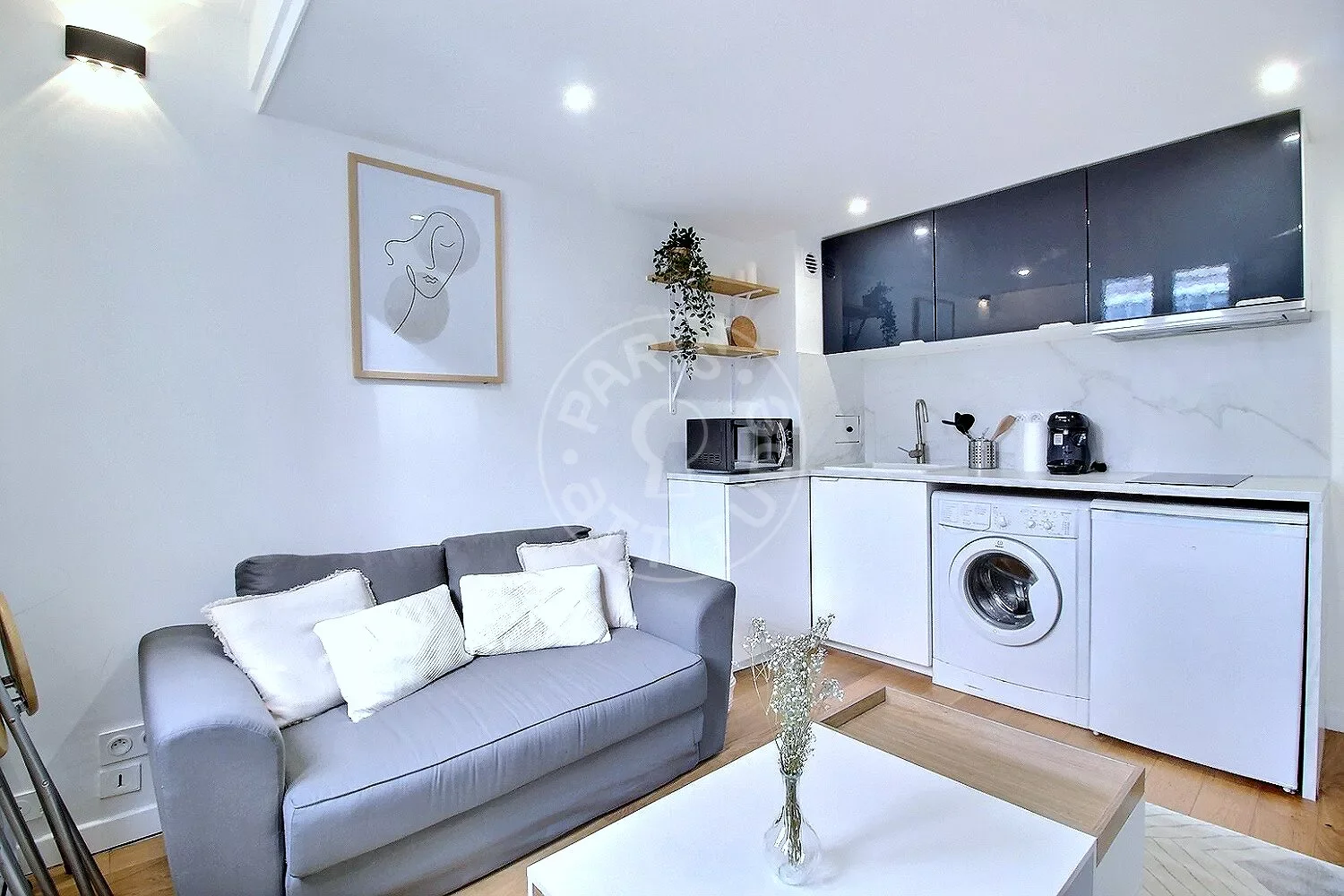 Appartement Rue des Terres au Curé à Paris