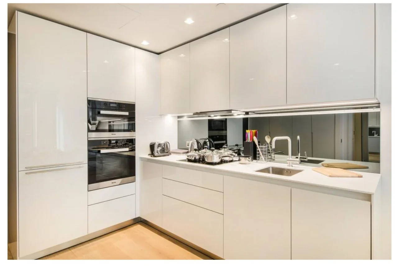 Flat Lillie Square in Greater London