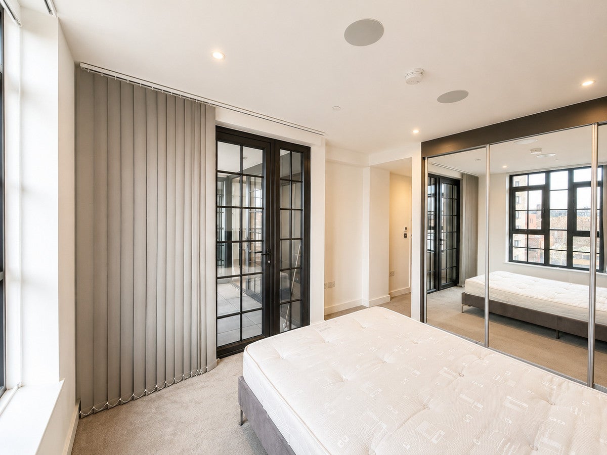 Flat New Tannery Way in Greater London