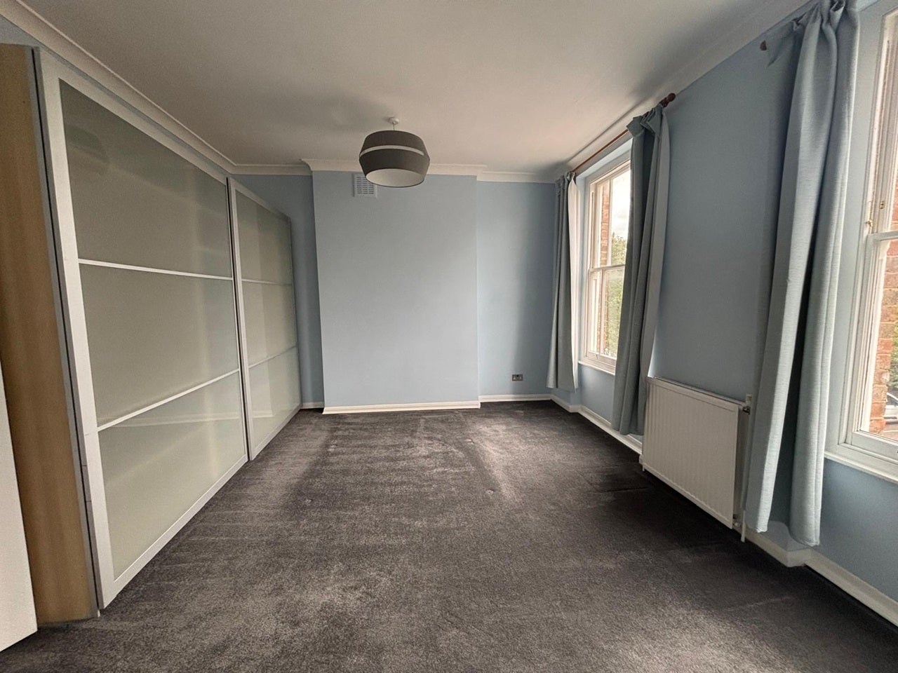 Flat Hamilton Park in Greater London
