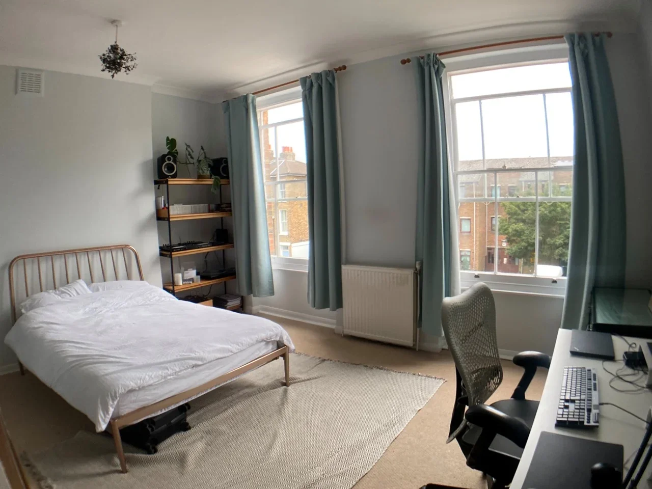 Flat Hamilton Park in Greater London