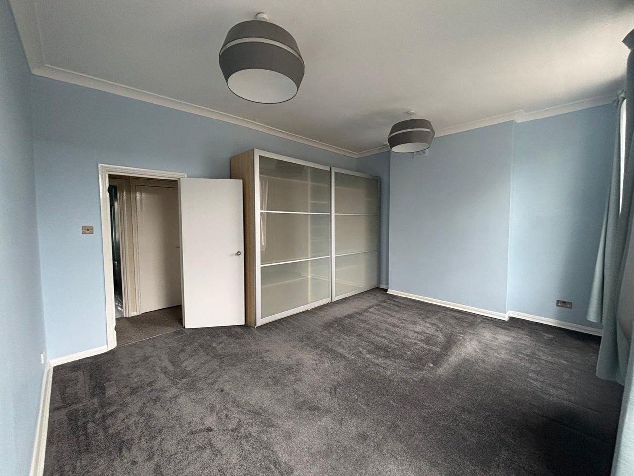 Flat Hamilton Park in Greater London