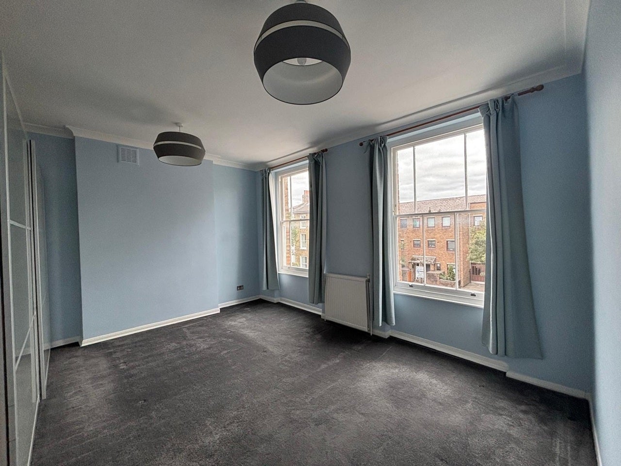 Flat Hamilton Park in Greater London