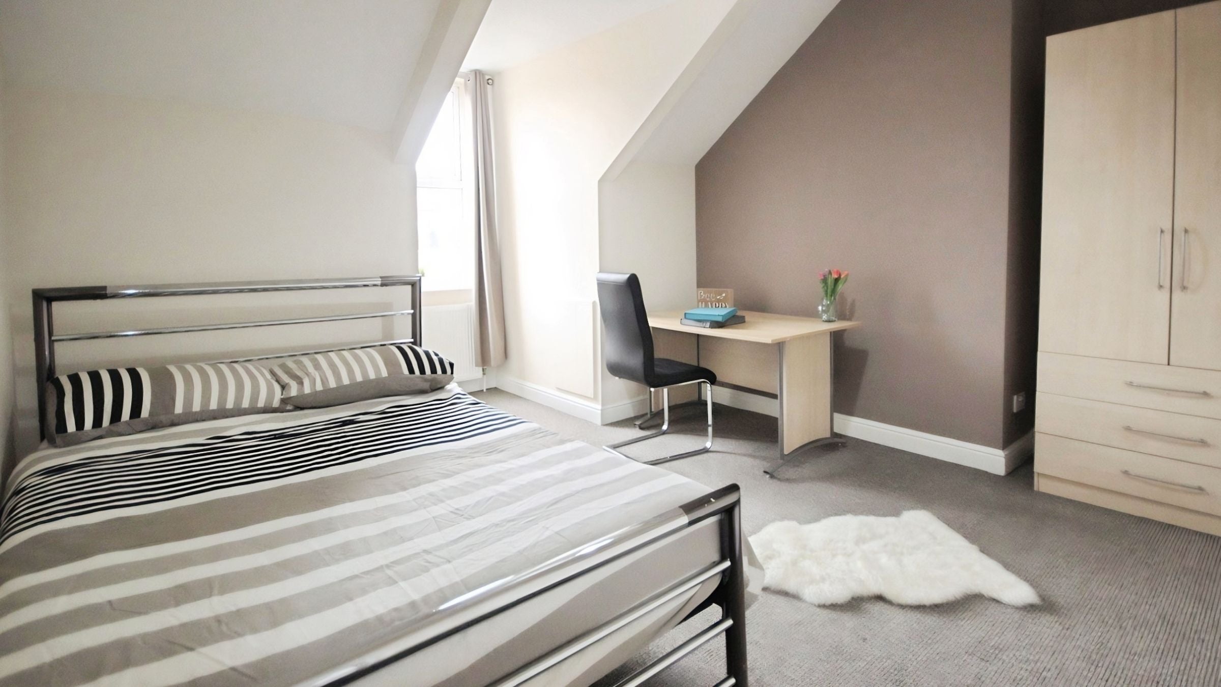 Flat Ecclesall Road in Sheffield