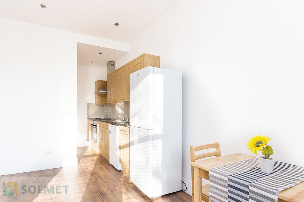 Flat Cavendish Road in Greater London