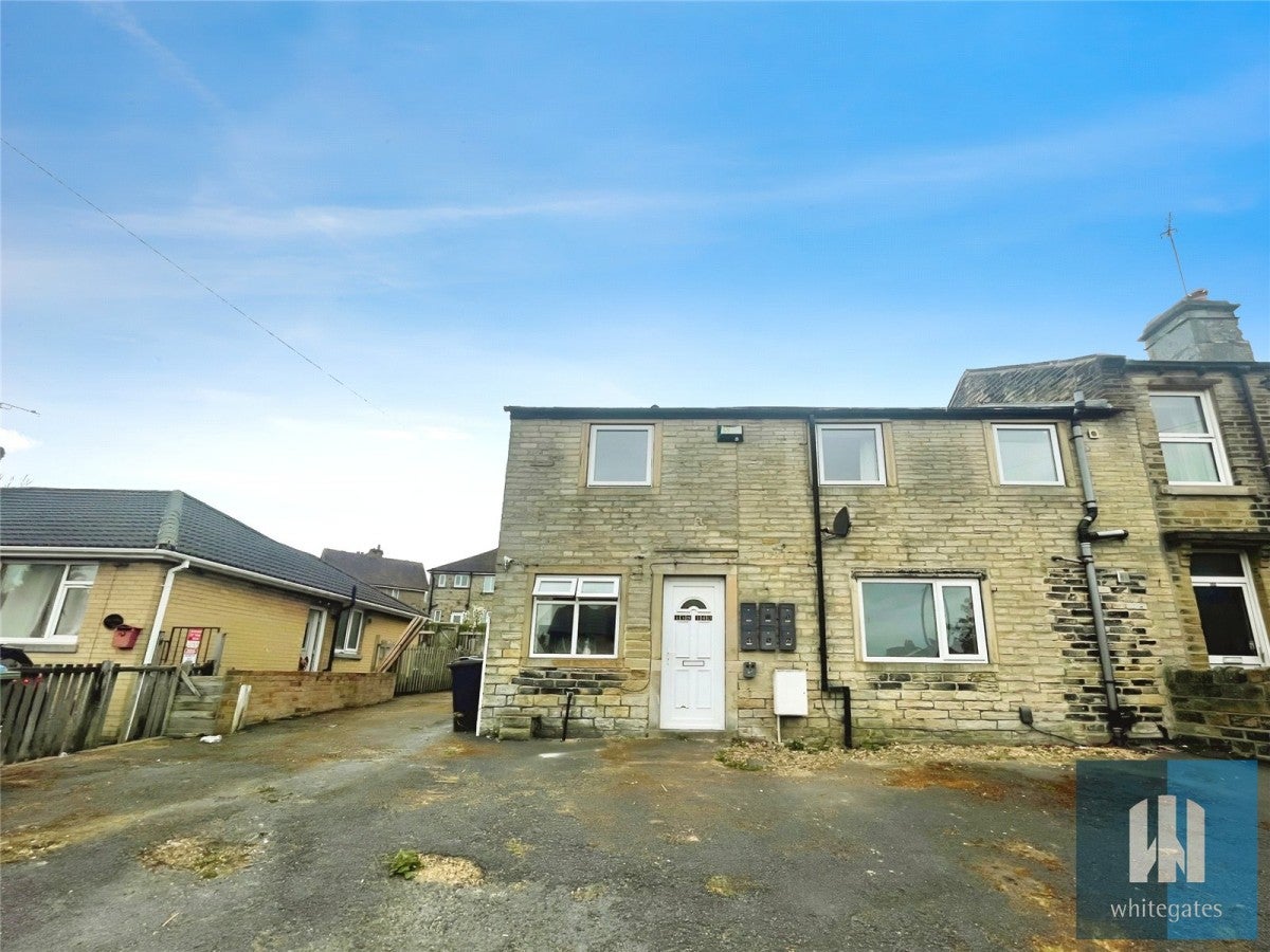 Flat Lowerhouses Lane in Kirklees