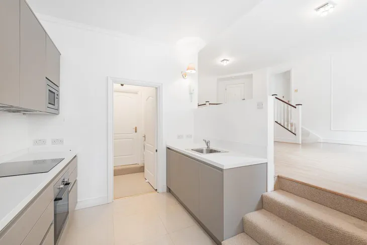 Flat Mansfield Street in City of Westminster