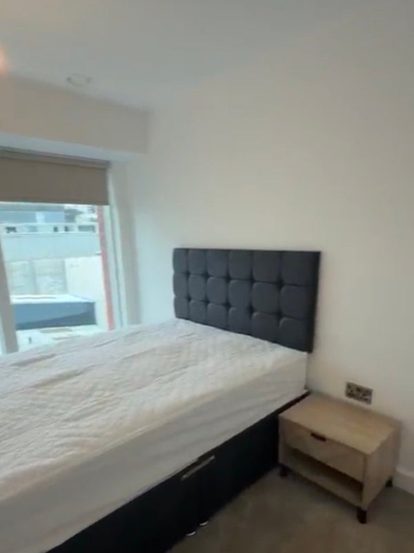 Room Upper Gough Street in Birmingham