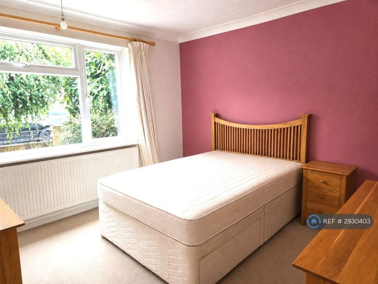 Room Armstrong Road in Borough of Runnymede