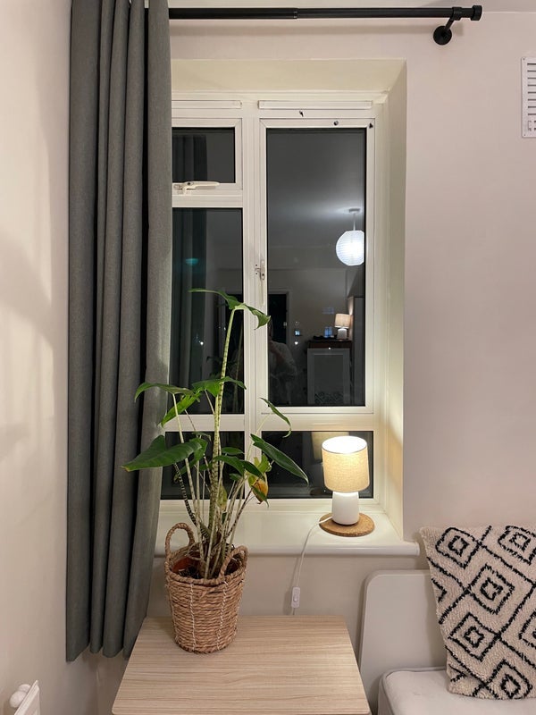 Room Bowen Drive in Greater London