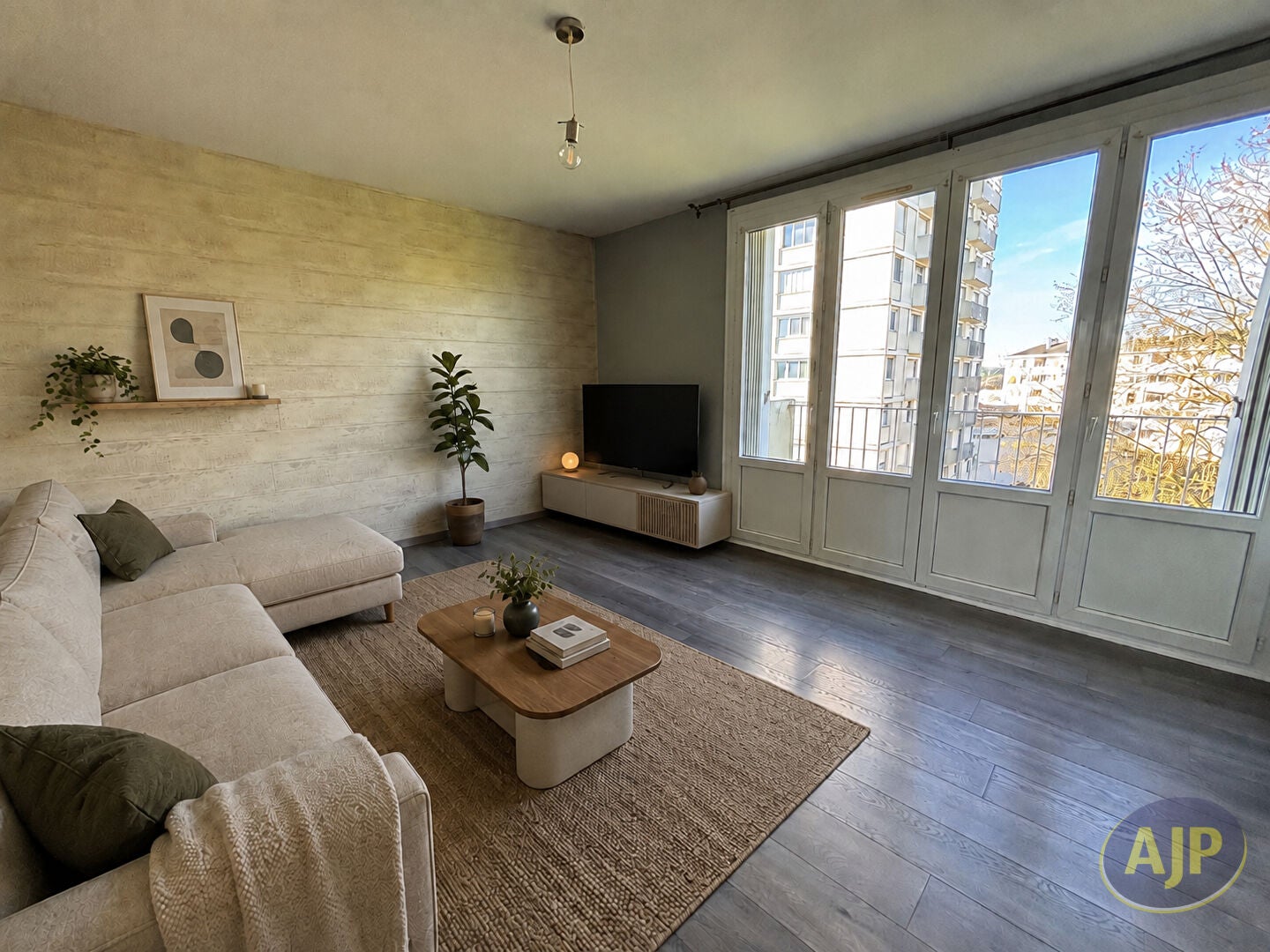 Appartement Rue René Descartes à Ciran