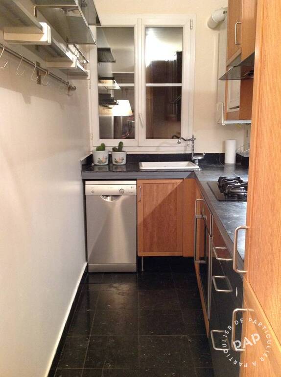 Appartement Cour de Rome à Paris