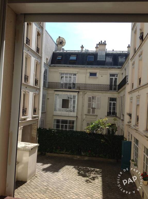 Appartement Cour de Rome à Paris