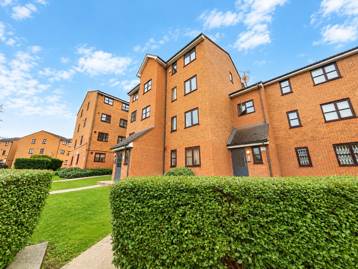 Flat John Williams Close in Greater London