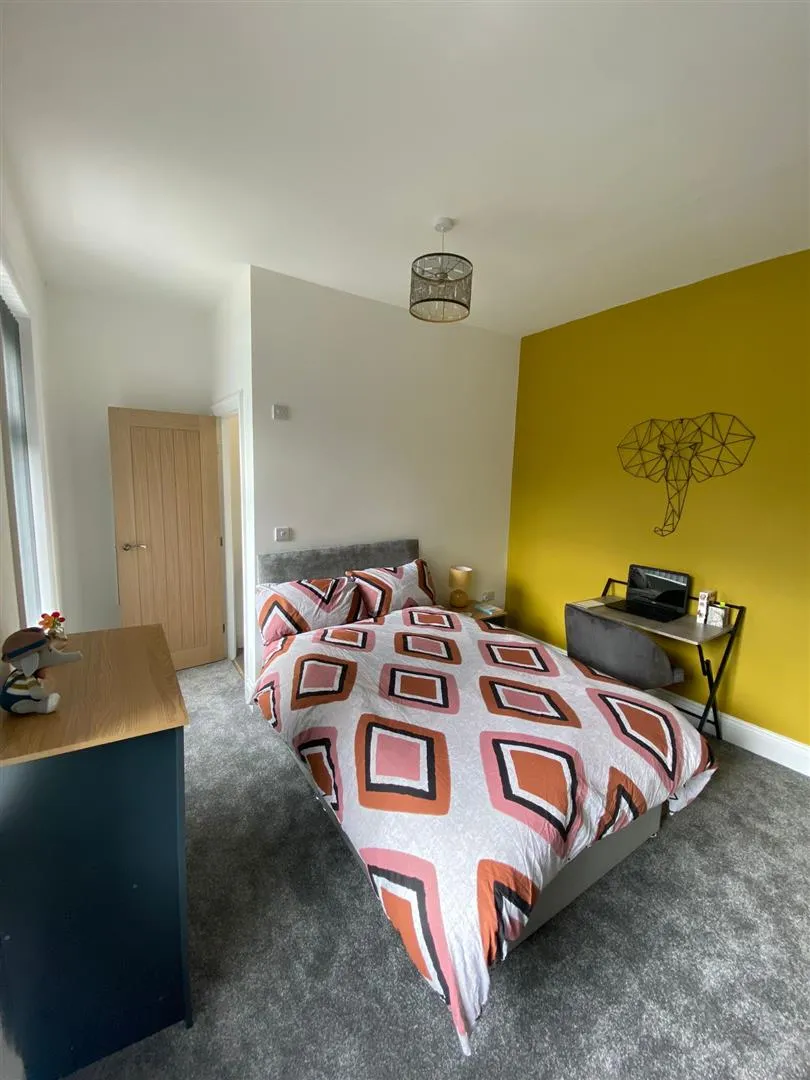 Room Coal Clough Lane in Burnley