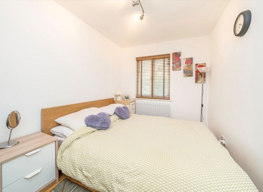 Flat Lanark Road in City of Westminster