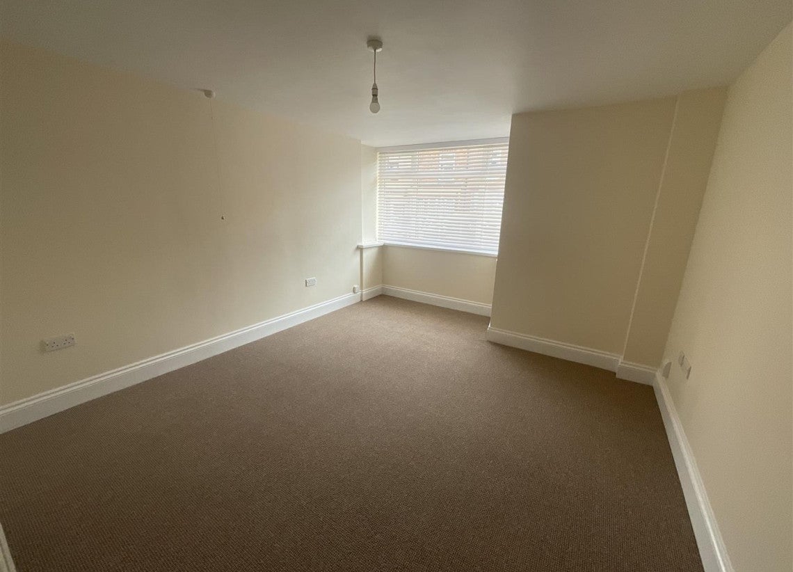 Flat Oxford Street in Rugby