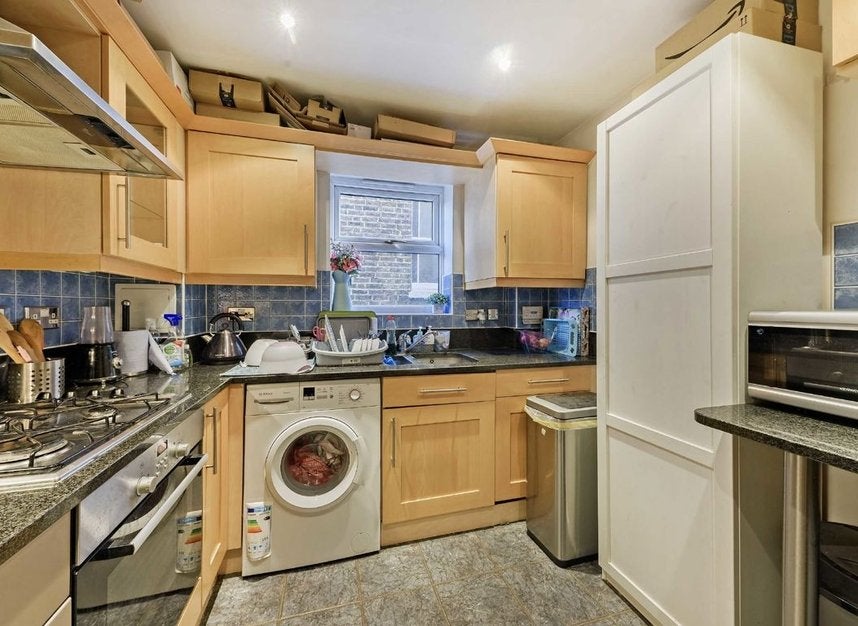 Flat Marlborough Road in Greater London