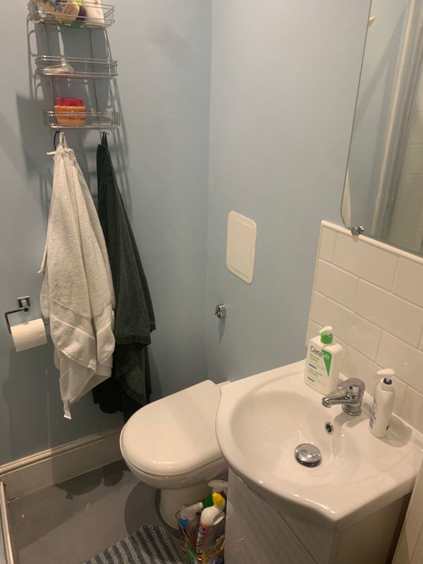 Room Clift Road in Bristol