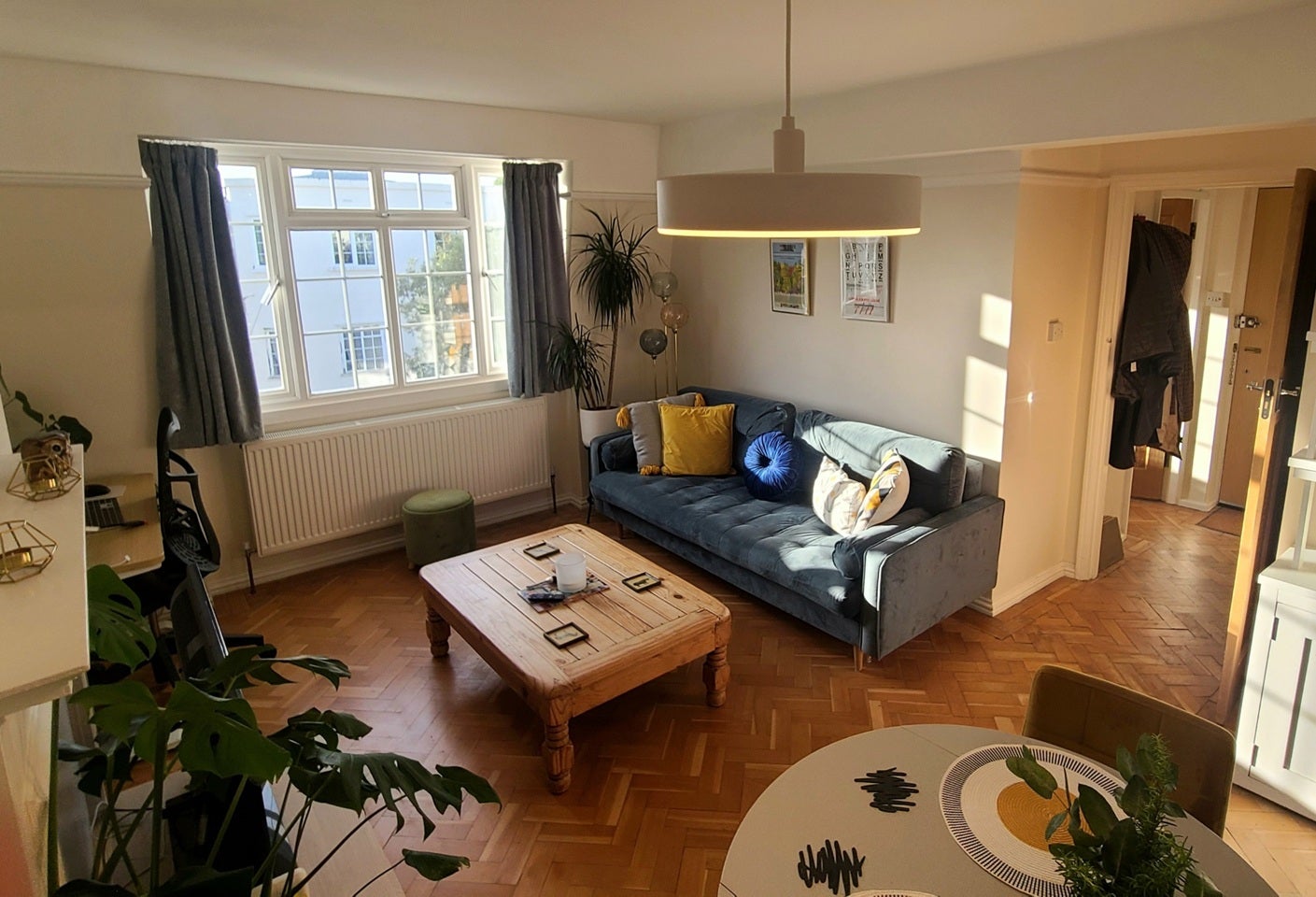 Flat Spencer Road in Greater London