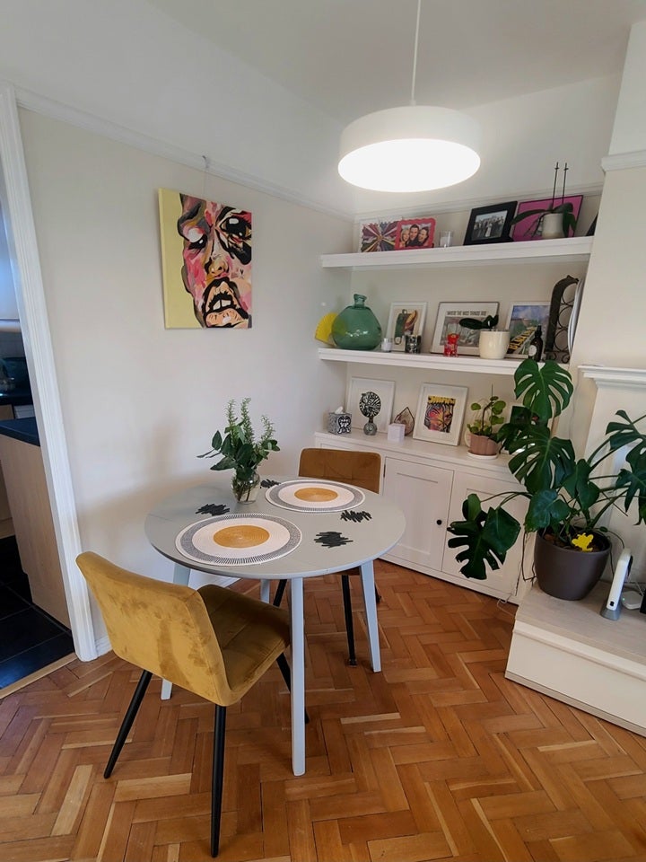 Flat Spencer Road in Greater London