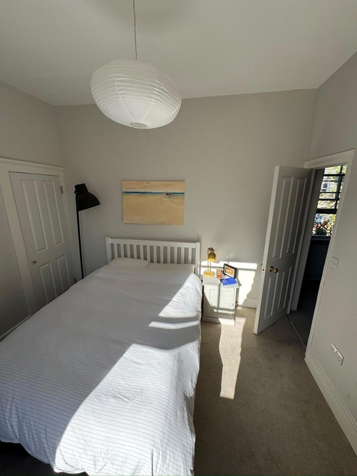 Room Hertford Road in Greater London