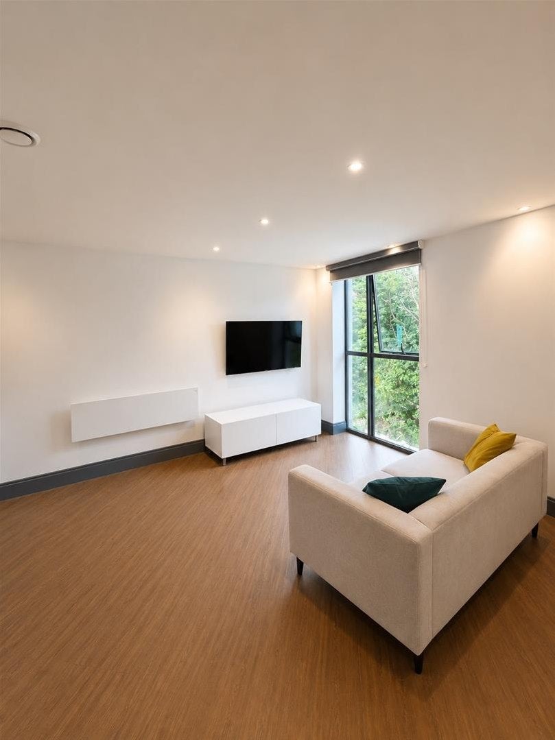 Flat Lister Hill in Leeds