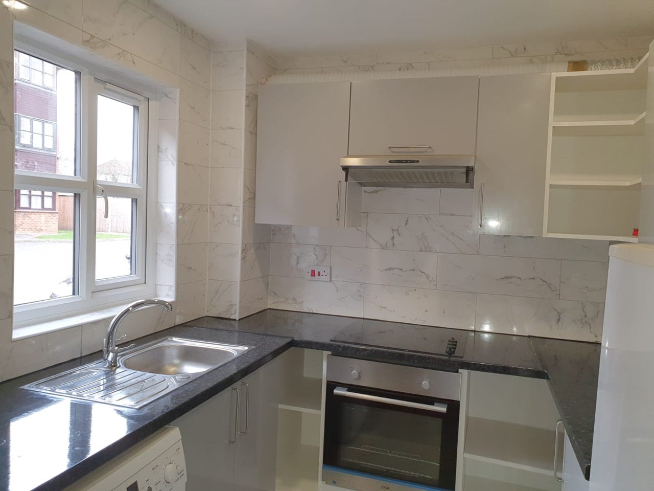 Flat Ash Walk in Greater London