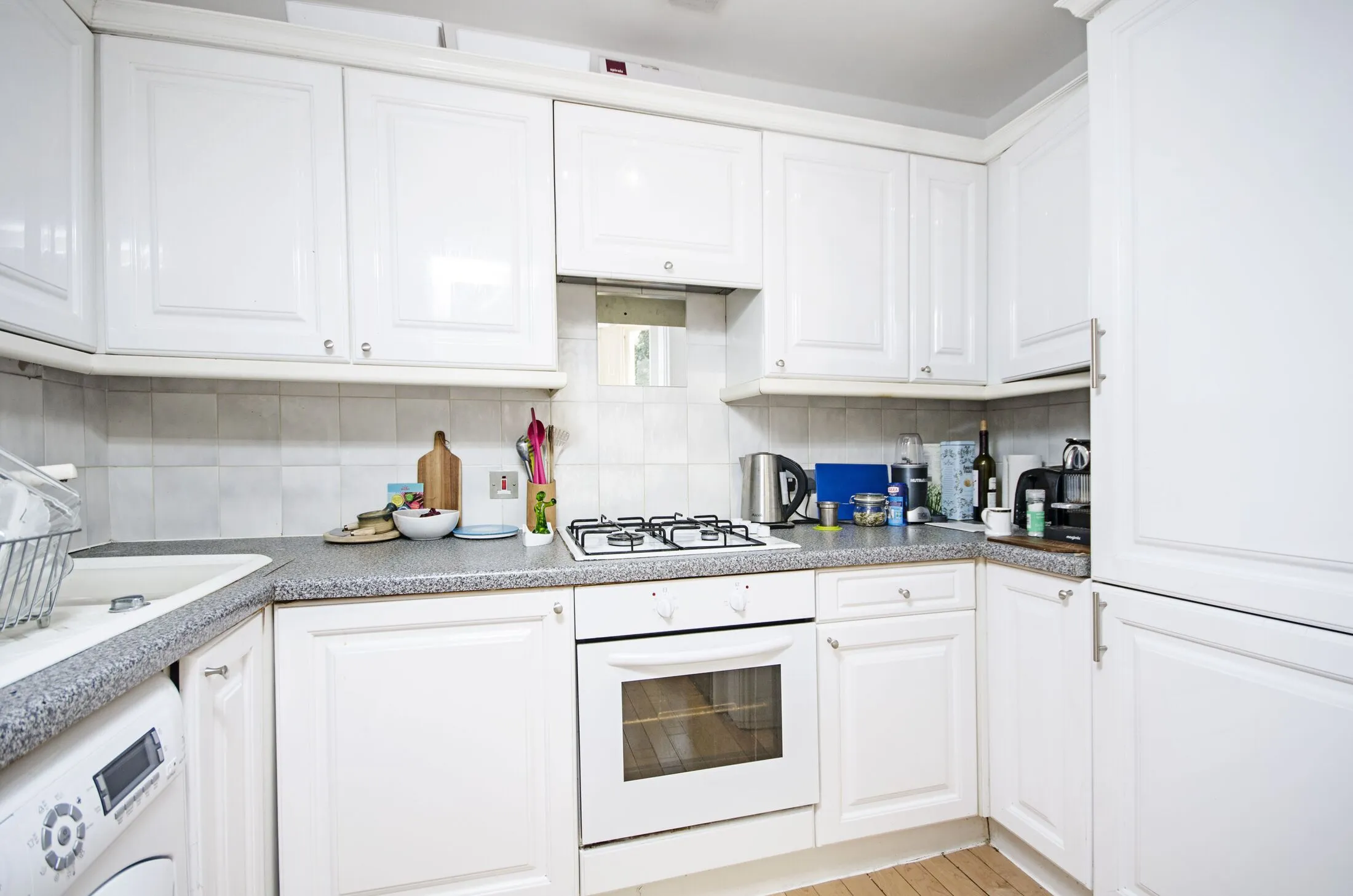 Flat Belgrave Gardens in City of Westminster