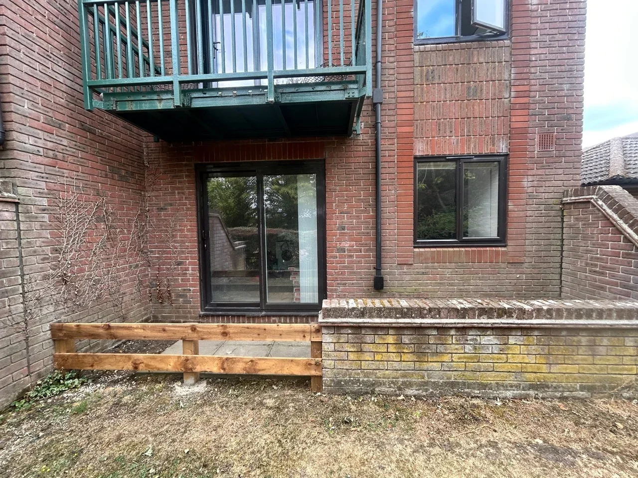 Flat Bannister Drive in Brentwood