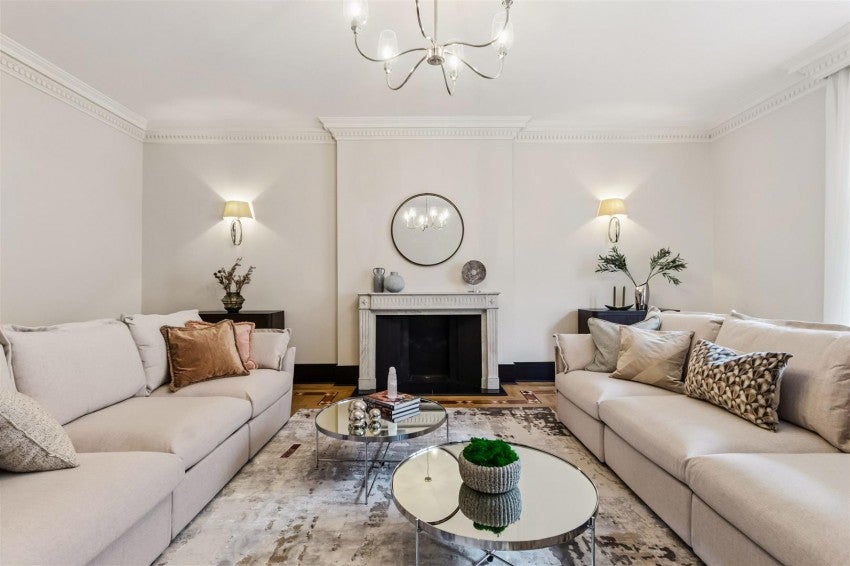 Flat Hans Road in Greater London