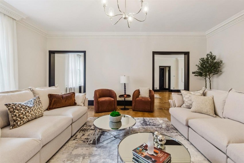 Flat Hans Road in Greater London