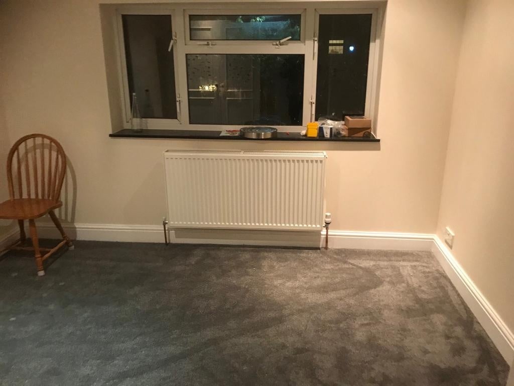 Flat West Way in Greater London