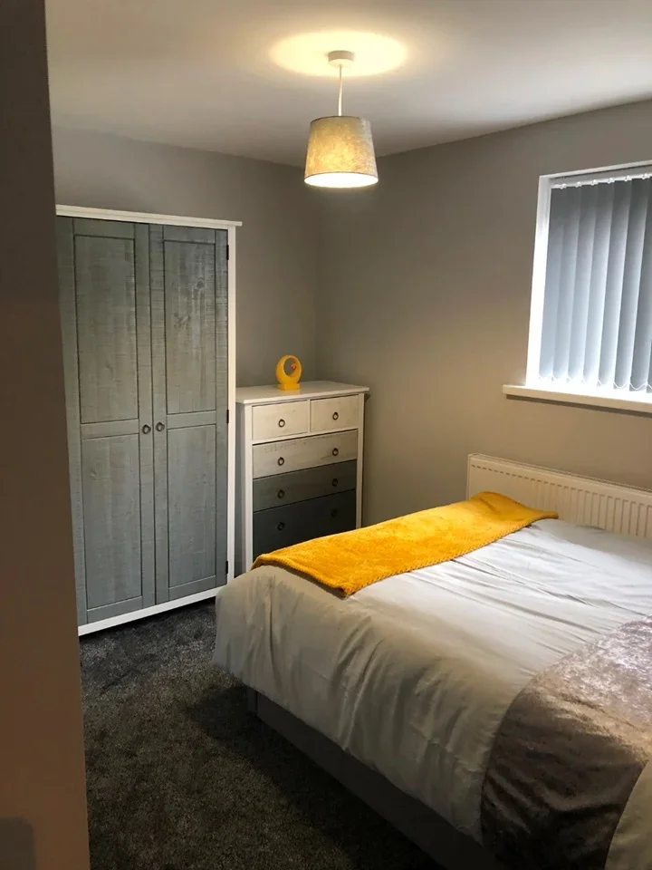 Room Graiseley Lane in Wolverhampton