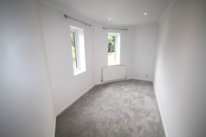 Flat Nicol Road in Chalfont St Peter