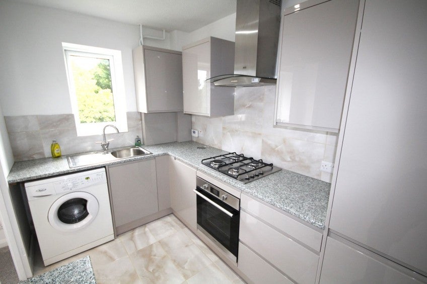 Flat Nicol Road in Chalfont St Peter