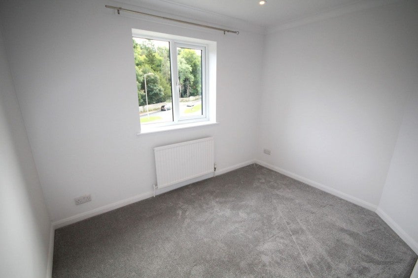 Flat Nicol Road in Chalfont St Peter