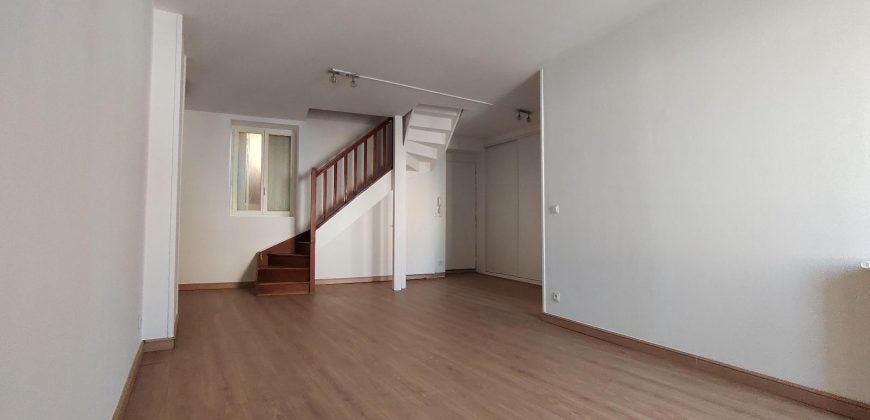 Appartement Place Sadi Carnot à Givors