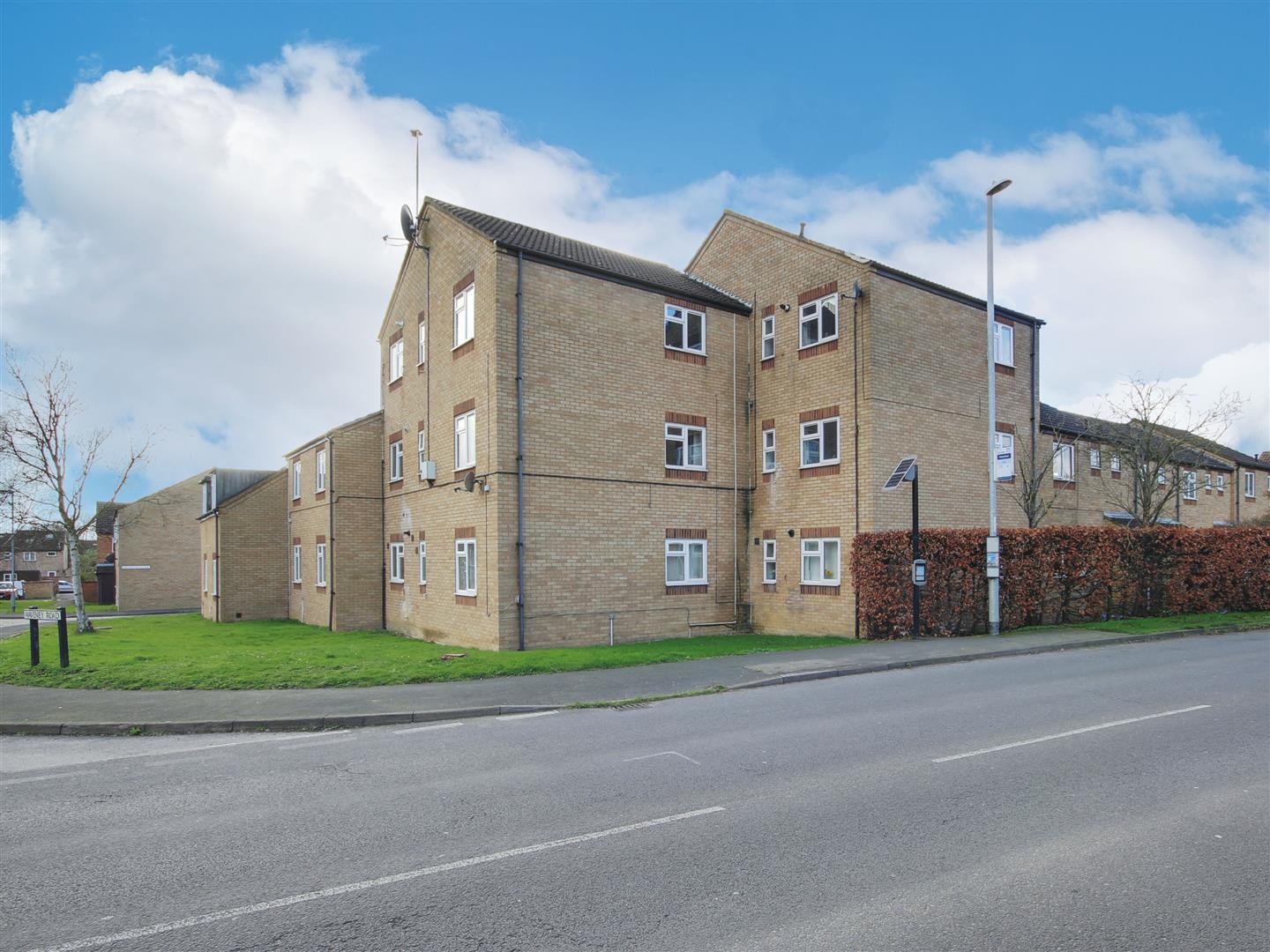 Flat Marley Road in Huntingdonshire