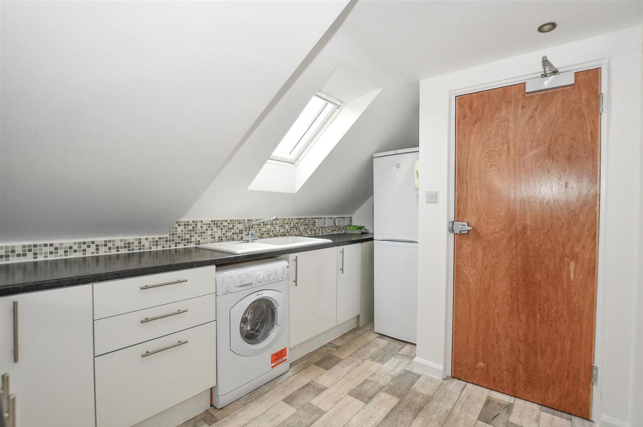 Flat Hatfield Road in St Albans