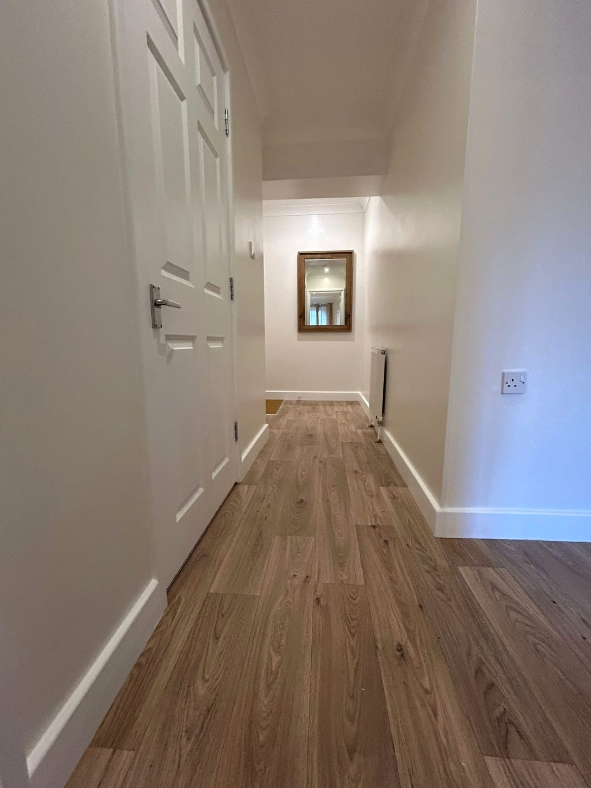 Flat Woburn Road in Greater London