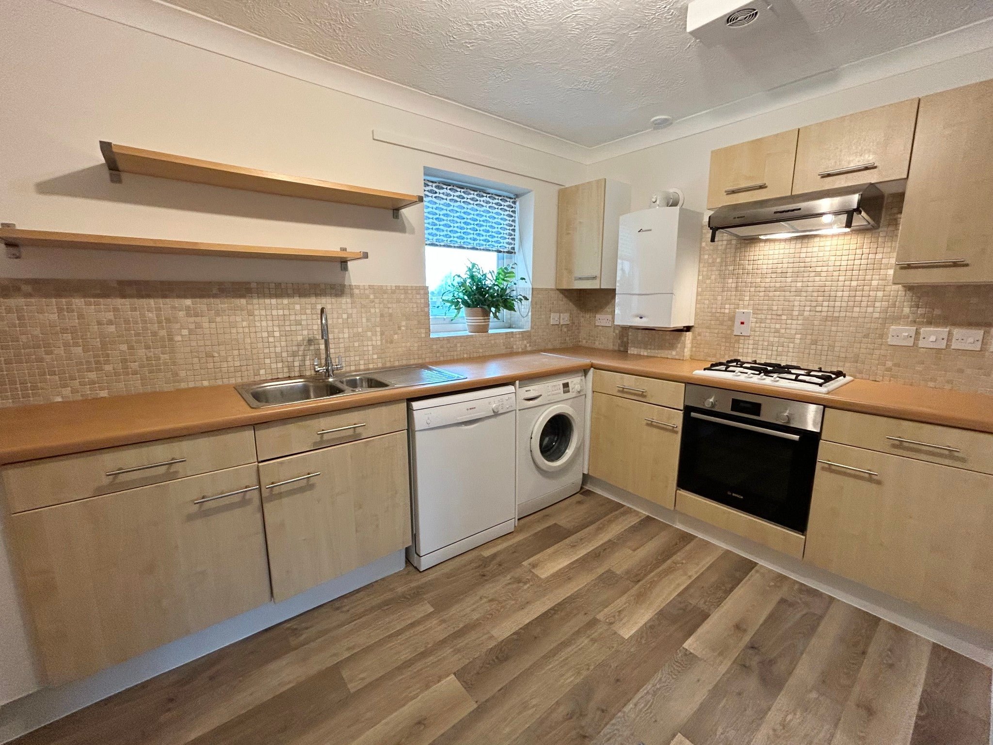Flat Woburn Road in Greater London