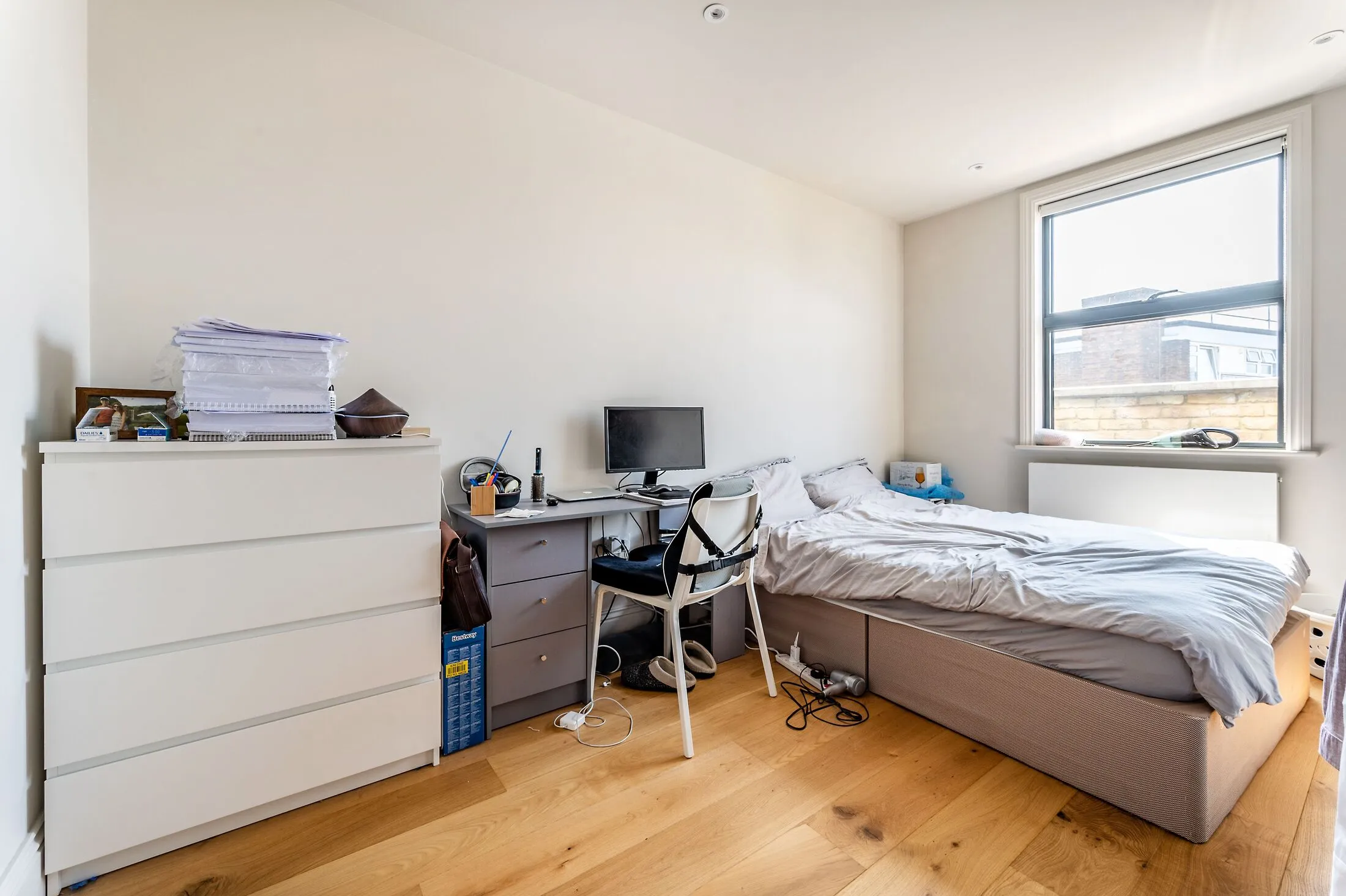 Flat Gateway in Greater London