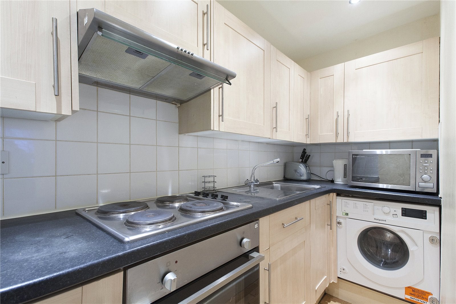 Flat Downfield Place in City of Edinburgh