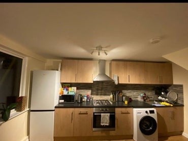 Room Lydney Close in Greater London