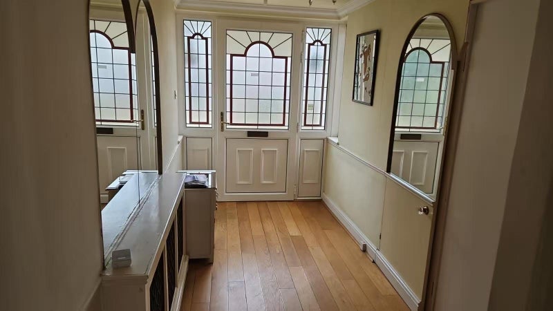 Room Norval Road in Greater London