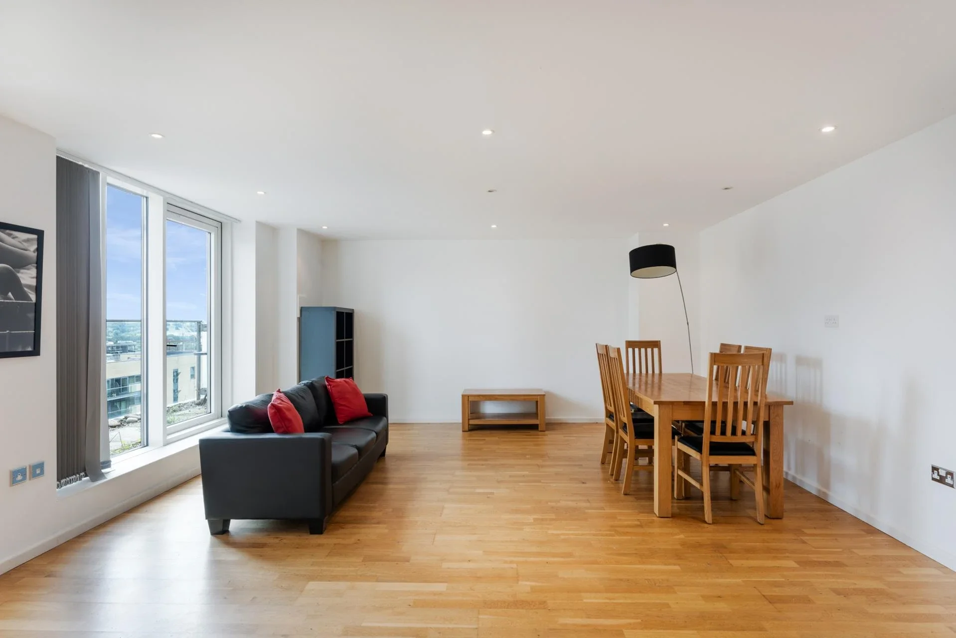 Flat Millharbour in Greater London