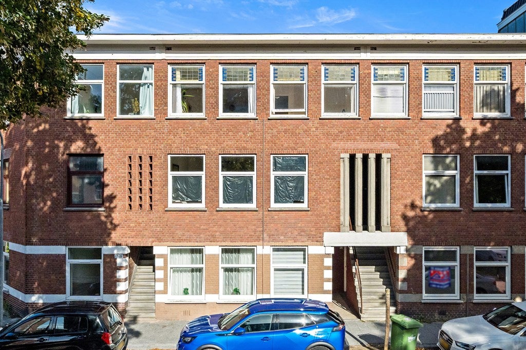 Appartement Linnaeusstraat 9 in Den Haag