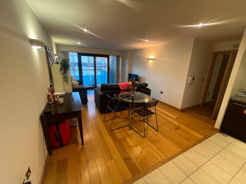 Room Drayton Park in Greater London