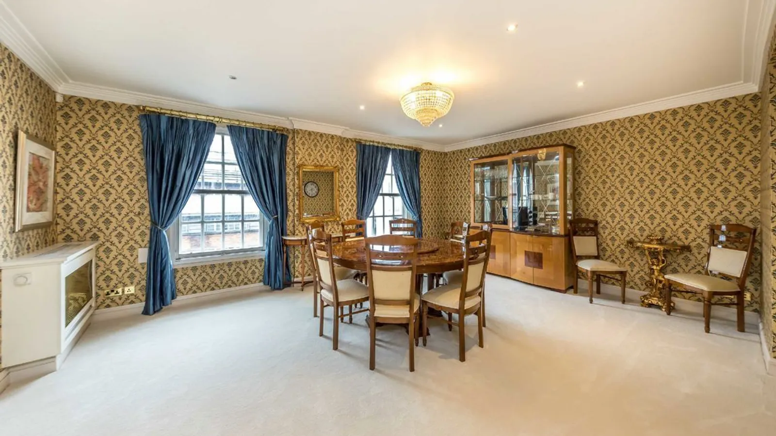 Flat North Row in City of Westminster